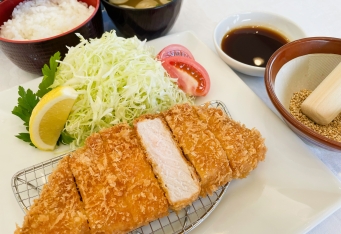 『THE GRILL 真名店』8月・9月メニュー