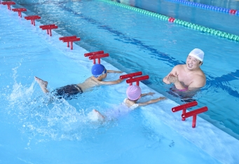 年末年始限定！プロに預けて安心「キッズスイム・ホリデーレッスン」