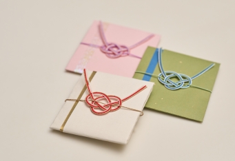 年末限定！日本の繊細な文化に触れる「水引ポチ袋づくり」